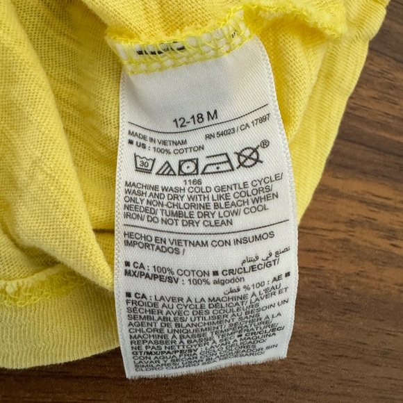 Old Navy Yellow Kids Polo Shirt Size 12-18 Months 100% Cotton - Picture 4 of 4